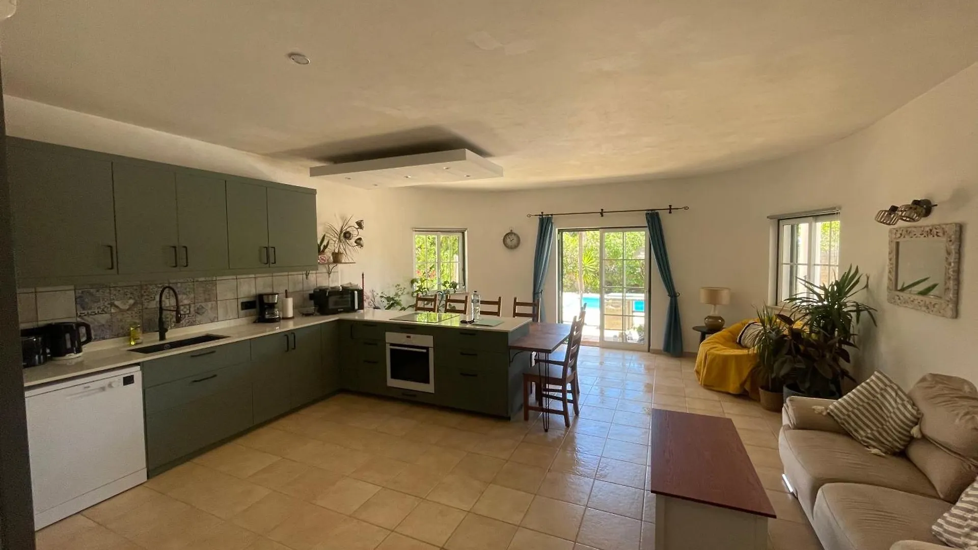Holiday home Spacious 3 Bedroom Villa With Pool Praia Da Luz